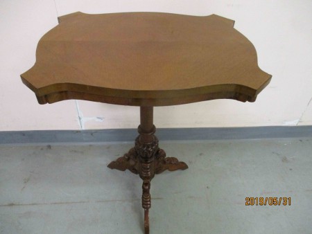 2452 - Stolek na lampu 1920  63 x 48 cm  V - 74 cm  -  PRODANO